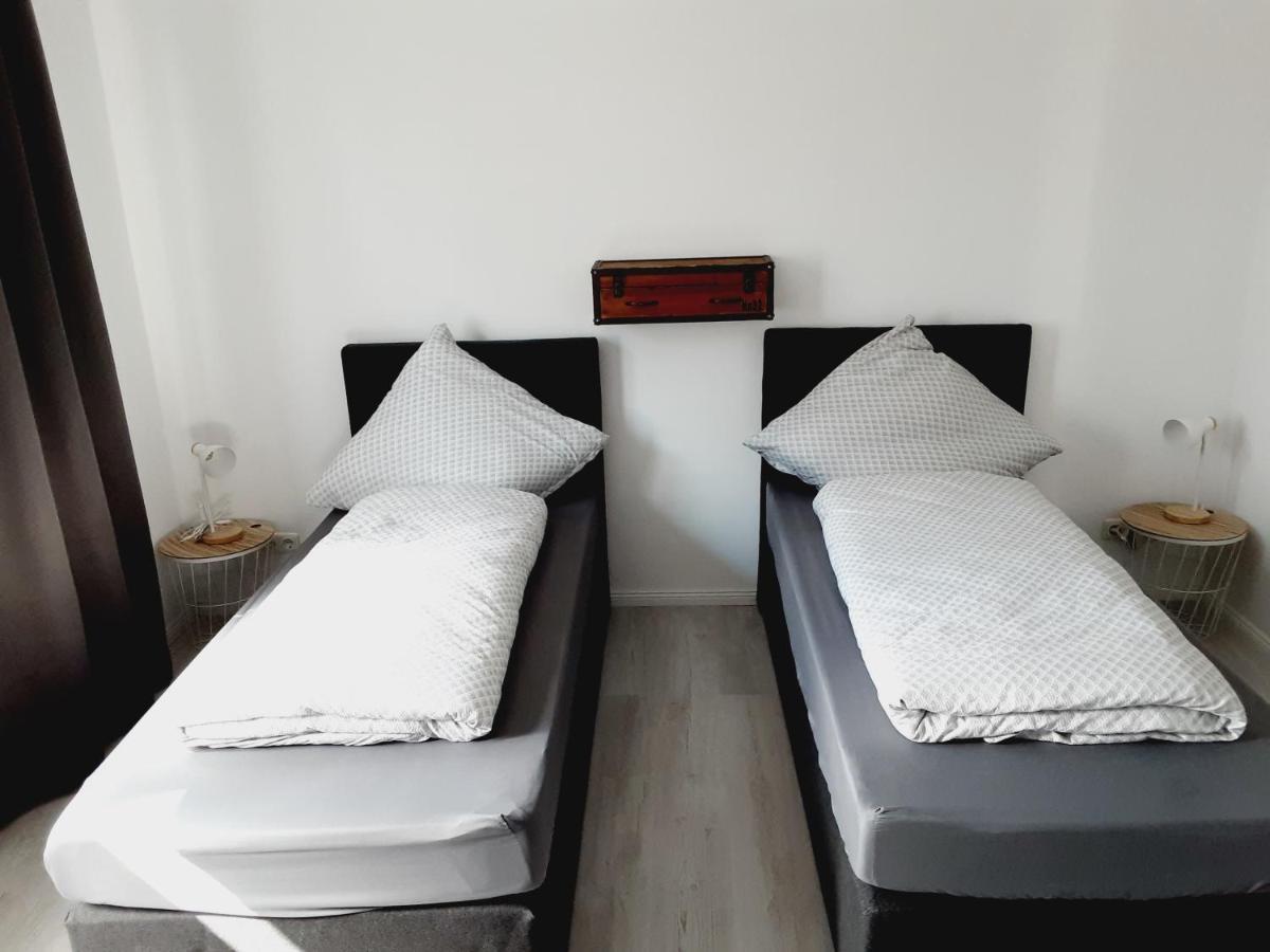Nordunterkunft Neumünster Buitenkant foto